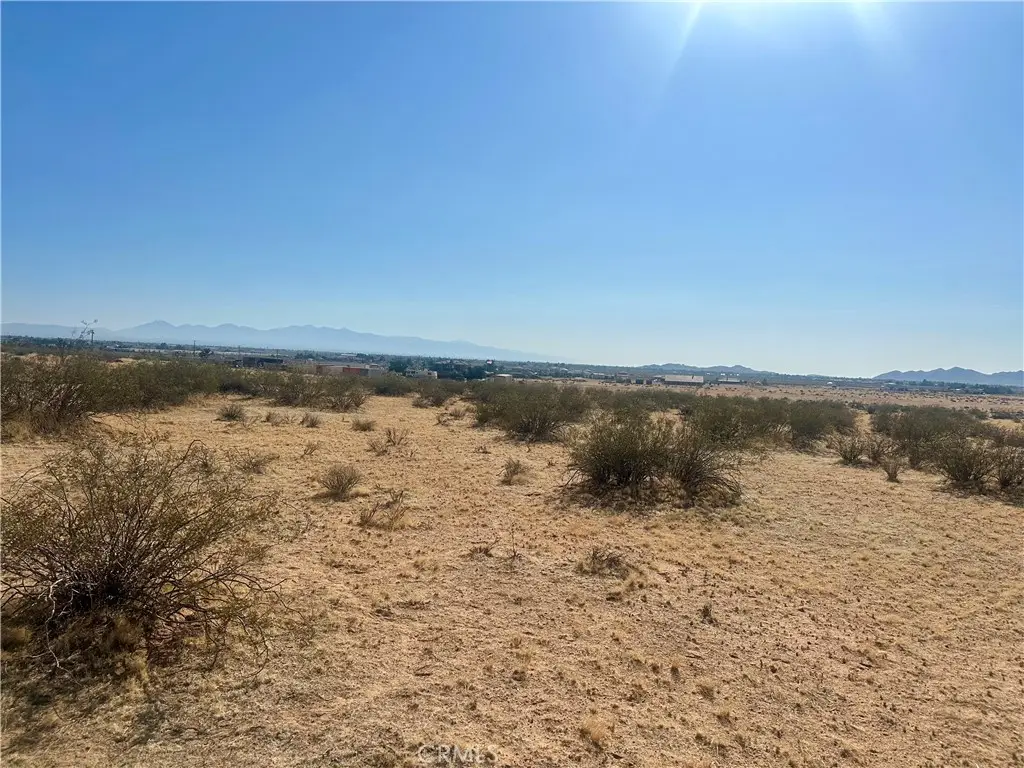 1 Shirwaun Road, Apple Valley, CA 92307 - Image #1