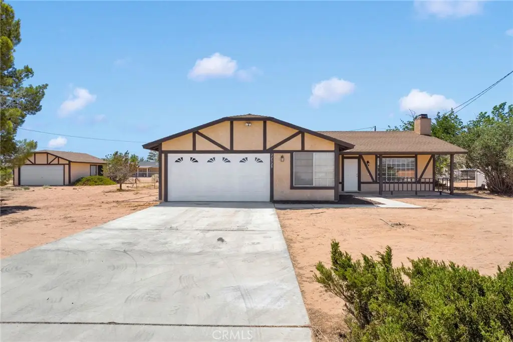 22325 Quivero Road, Apple Valley, CA 92307 - Image #1