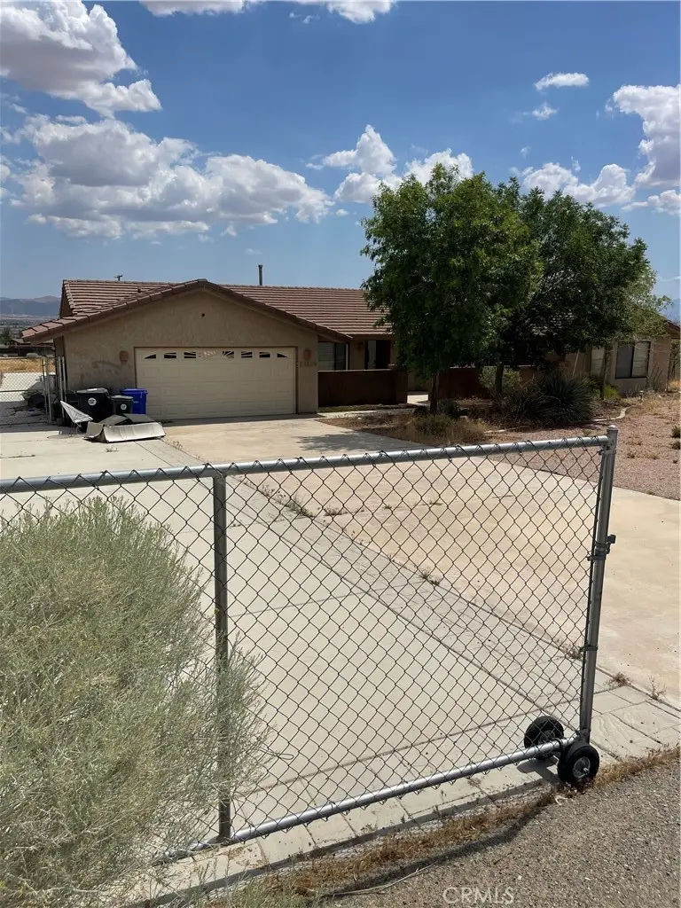 23859 Papago Road, Apple Valley, CA 92307 - #1