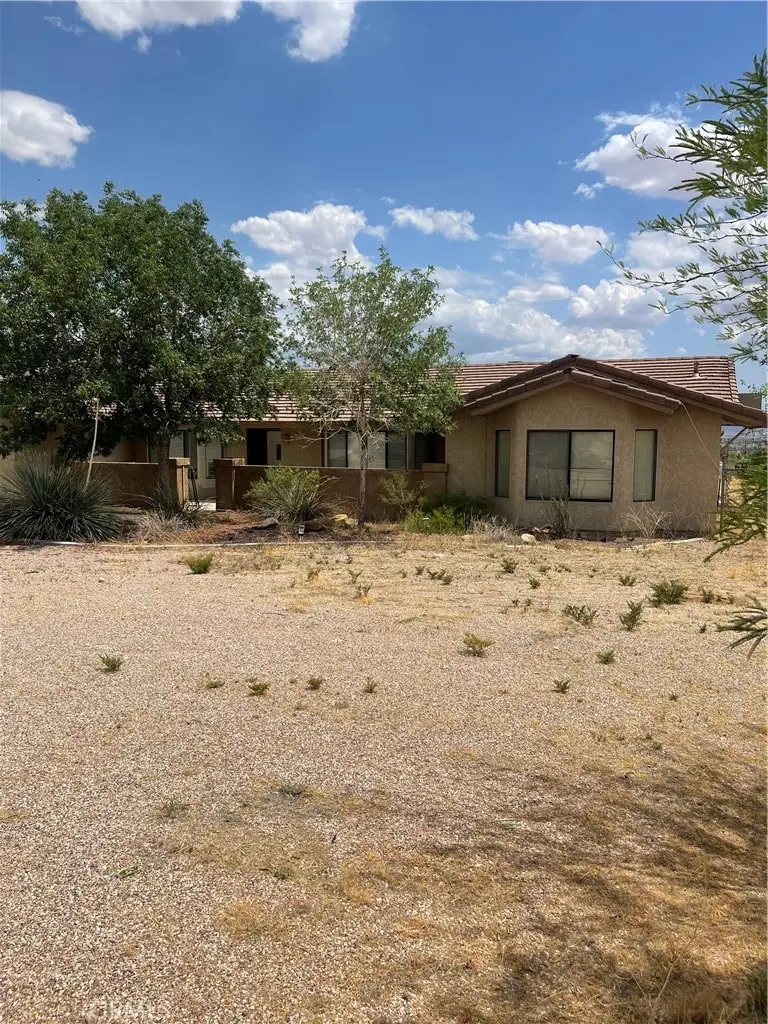 23859 Papago Road, Apple Valley, CA 92307 - #2
