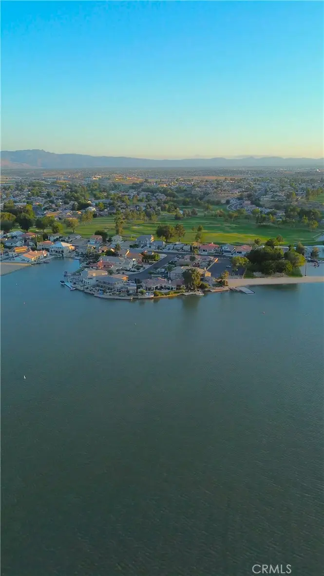 18340 Niagra Dr, Victorville, CA 92395 - #3