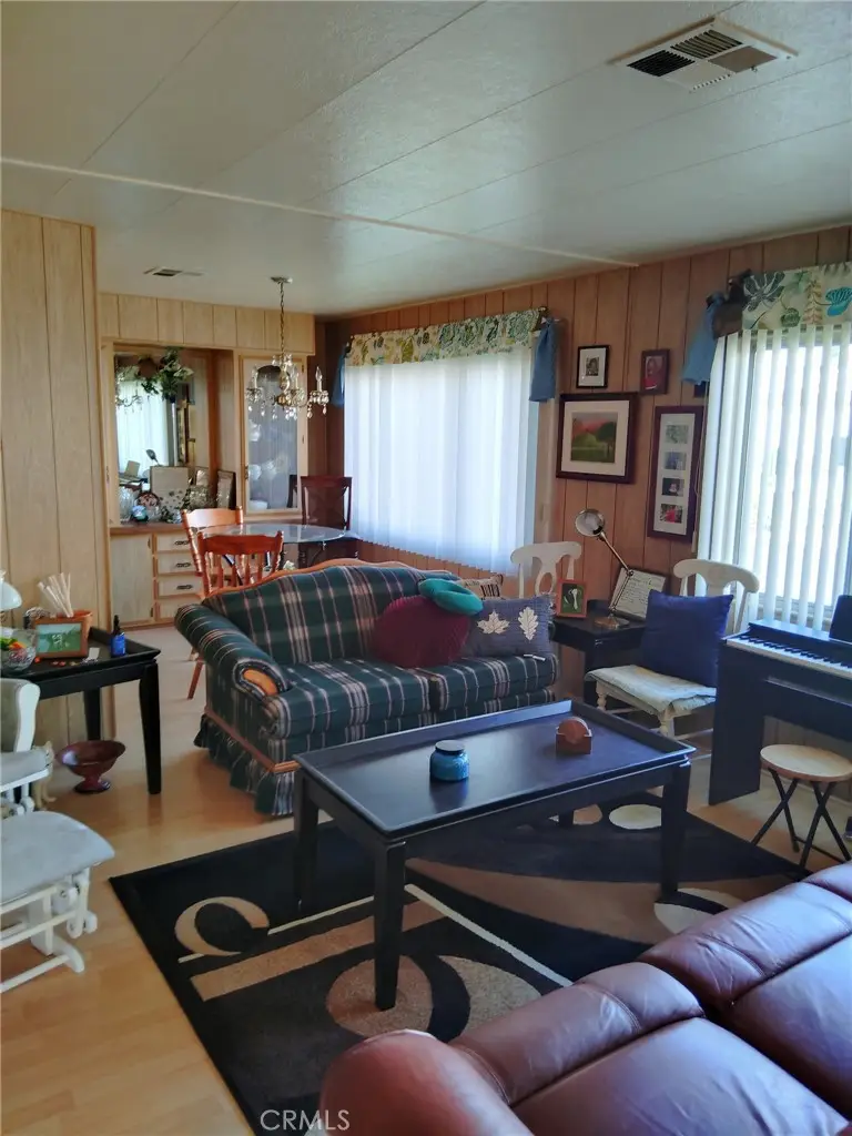 2200 W Wilson #7, Banning, CA 92220 - #2