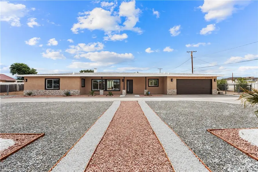 21073 Thunderbird, Apple Valley, CA 92307 - Image #2