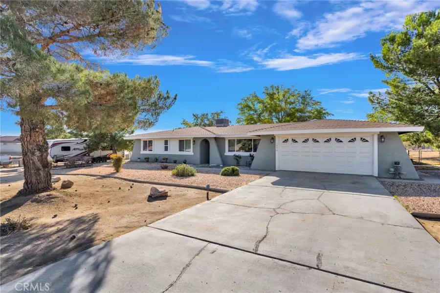 19215 Kinai Road, Apple Valley, CA 92307 - Image #2