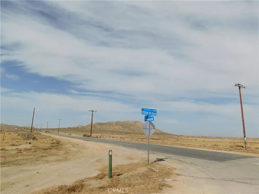 6 Avenue M, North Antelope Valley, CA 93536 - #2