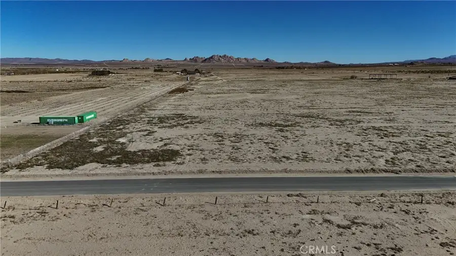 790 Locust Avenue, Lucerne Valley, CA 92356 - Image #2