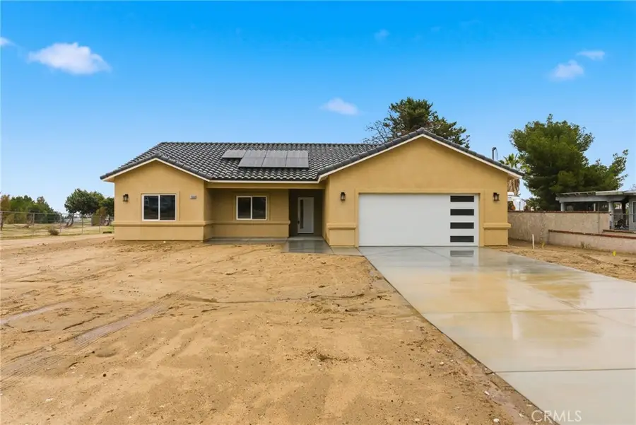 18660 Juniper St, Hesperia, CA 92345 - #2