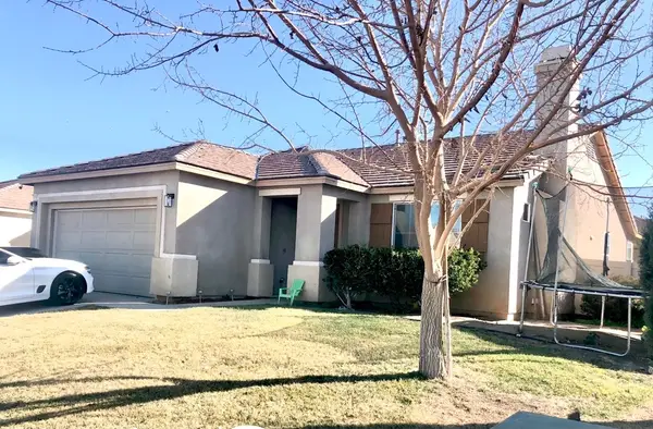 11843 Broad Oak Court, Adelanto, CA 92301