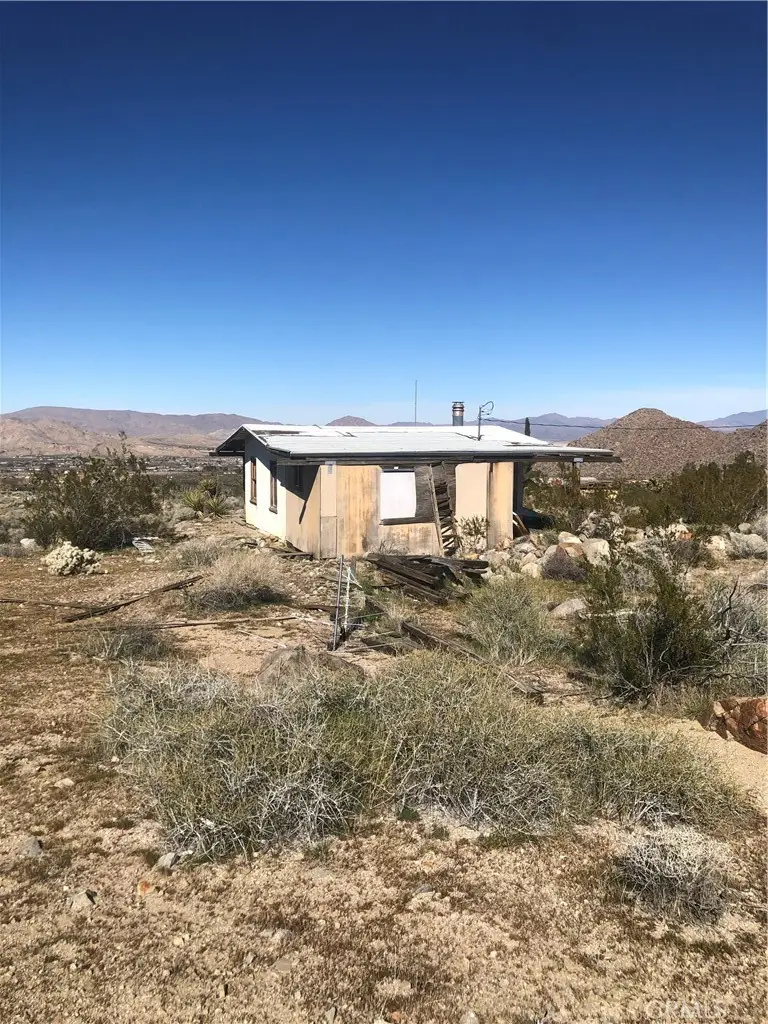 31875 Sapphire Road, Lucerne Valley, CA 92356 - #1