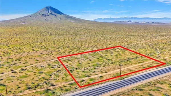 1 Johnson Road, Apple Valley, CA 92307