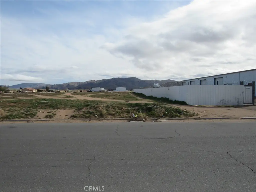 0 Pioneer, Apple Valley, CA 92307 - #1