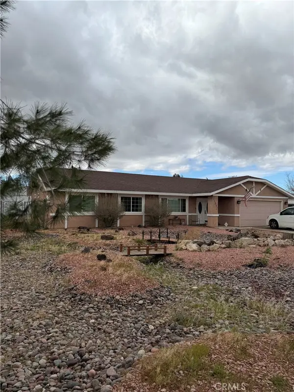 11852 Jamacha Road, Apple Valley, CA 92308