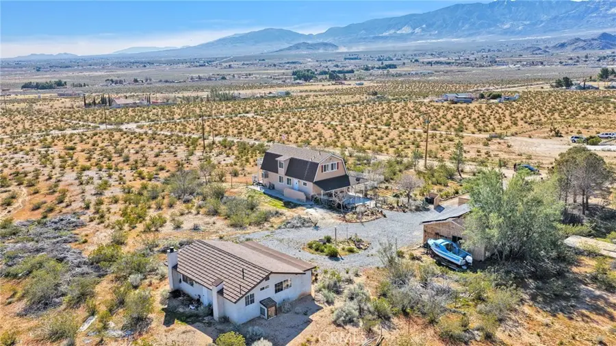 31420 Rabbit Springs Lane, Lucerne Valley, CA 92356 - #2