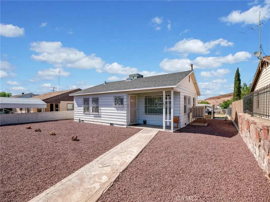 661 W Buena Vista, Barstow, CA 92311 - #1