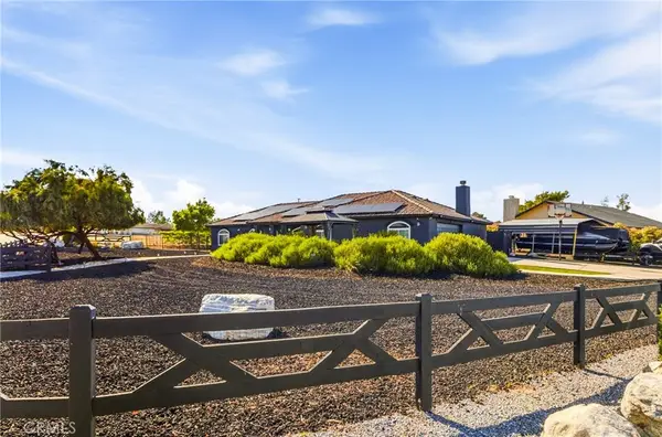 7518 San Bruno, Hesperia, CA 92345