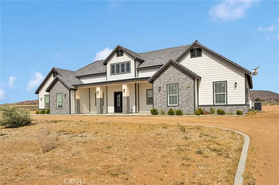 16979 Nanticoke, Apple Valley, CA 92307 - #2