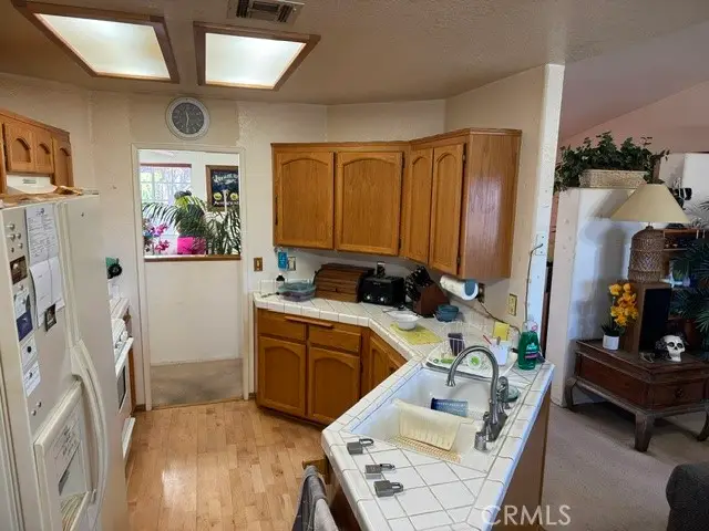 22410 Broken Lance Court, Apple Valley, CA 92307 - #2