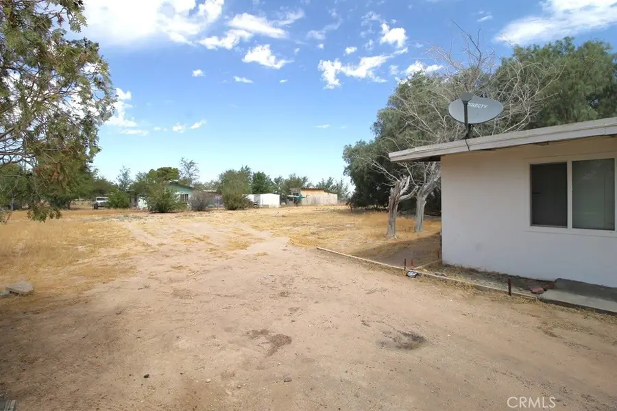 21212 Rainbow, Hinkley, CA 92347 - #2