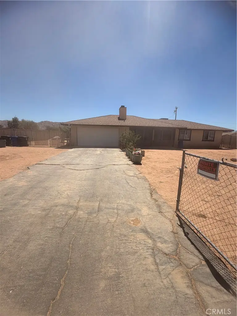 16661 Pawnee, Apple Valley, CA 92307 - #1