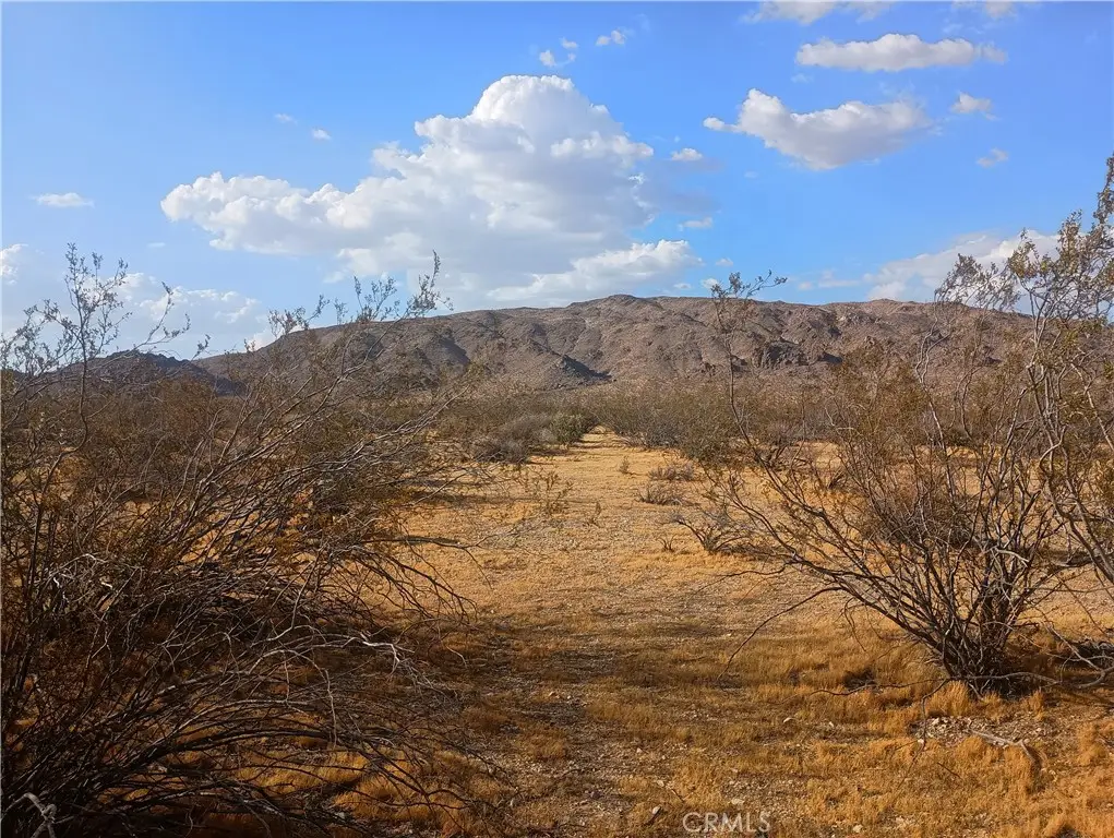 12963 Sunset Drive, Lucerne Valley, CA 92356 - #1