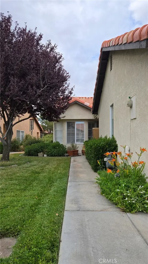 11545 Oak, Apple Valley, CA 92308