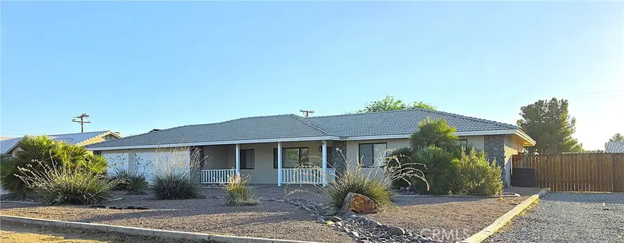 13930 Crow, Apple Valley, CA 92307 - #2