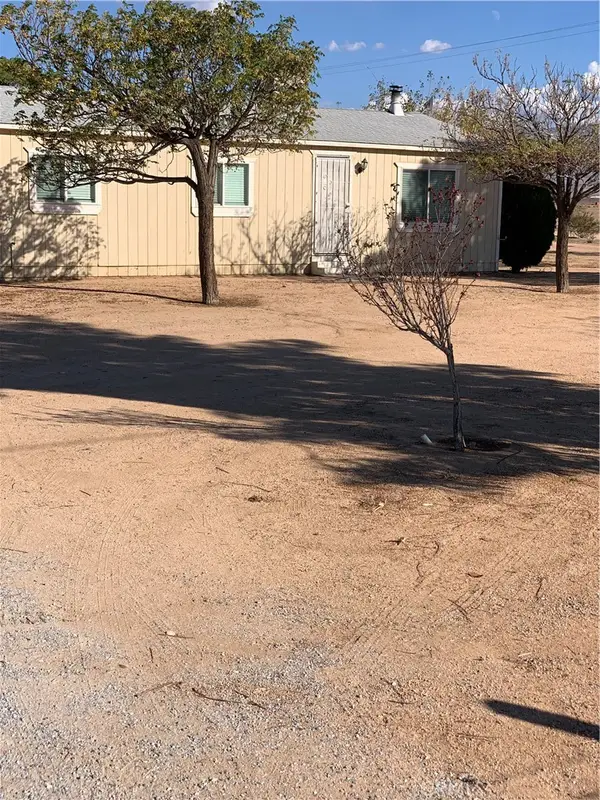 11921 Milpas Drive, Apple Valley, CA 92308