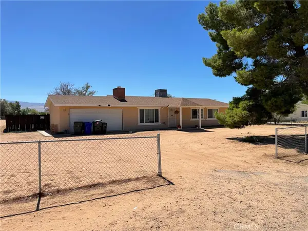14371 Jicarilla Road, Apple Valley, CA 92307