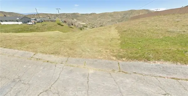 14777 Flintstone Drive, Lake Hughes, CA 93532