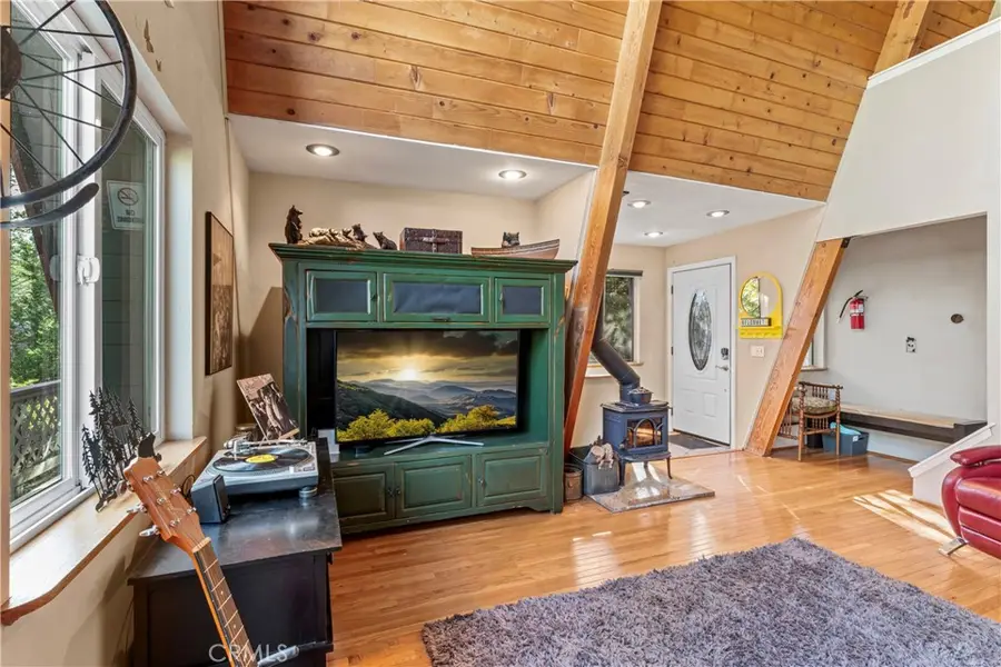 1289 Aleutian Drive, Lake Arrowhead, CA 92352 - Image #3