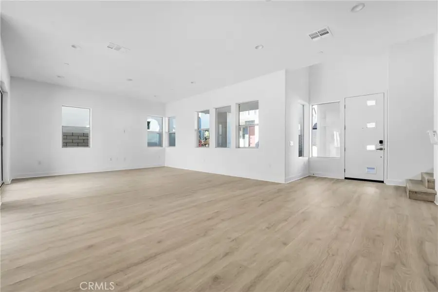 27409 Creekwood Lane, Valencia, CA 91381 - Image #3