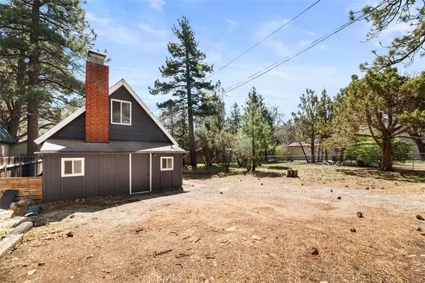 441 Sunset Lane, Sugarloaf, CA 92386