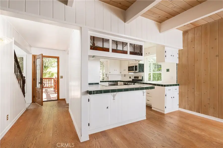 1268 Aleutian Drive, Lake Arrowhead, CA 92352 - Image #2