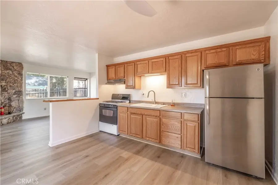 1044 E Country Club Boulevard, Big Bear City, CA 92314 - Image #3