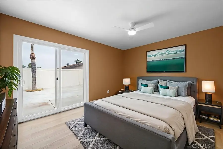 6951 New York Dr, Riverside, CA 92506 - Image #3