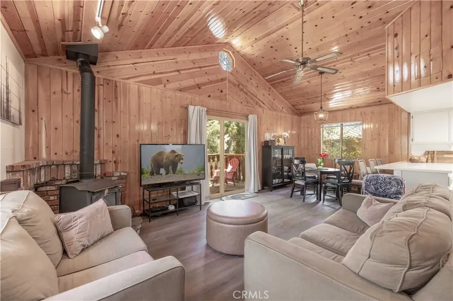 1004 Sugarloaf Boulevard, Big Bear City, CA 92314 - Image #3