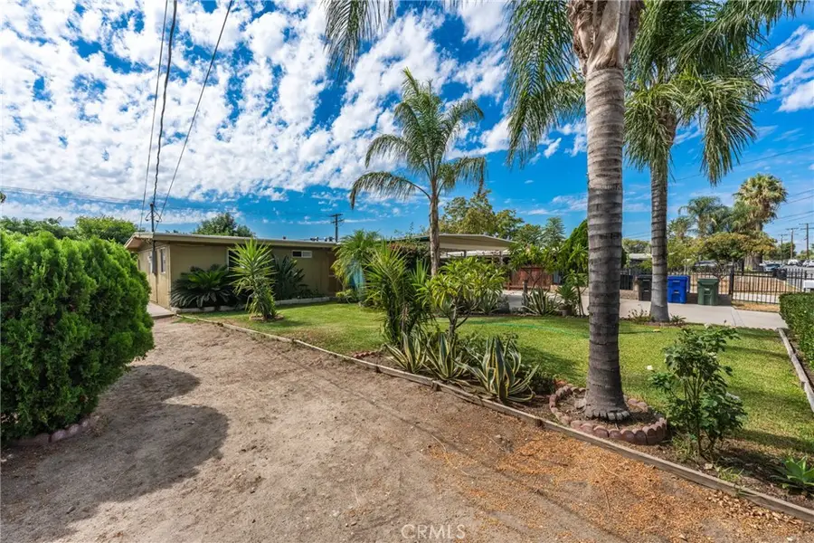 531 W Ramona Drive, Rialto, CA 92376 - Image #2