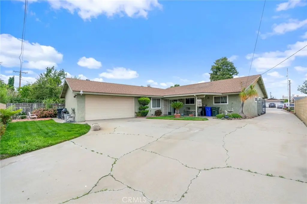 17655 Vine Court, Fontana, CA 92335 - Image #1
