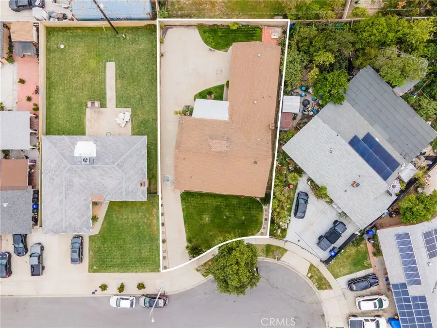 17655 Vine Court, Fontana, CA 92335 - Image #2