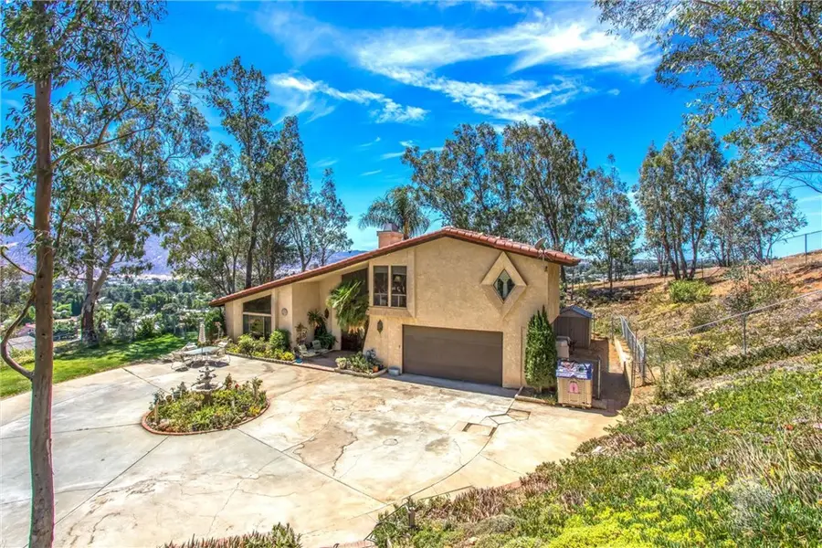 435 W Indian School Lane, Banning, CA 92220 - Image #3