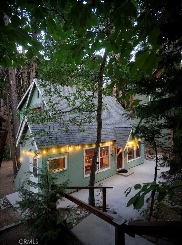 407 Dolly Varden Drive, Lake Arrowhead, CA 92352 - Image #1
