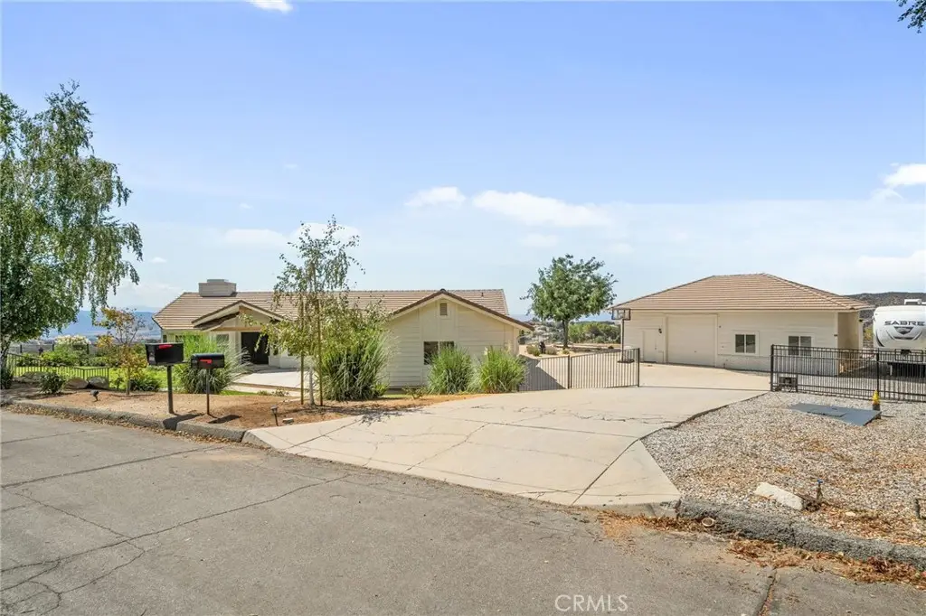 13288 Oak Crest Drive, Yucaipa, CA 92399 - Image #1