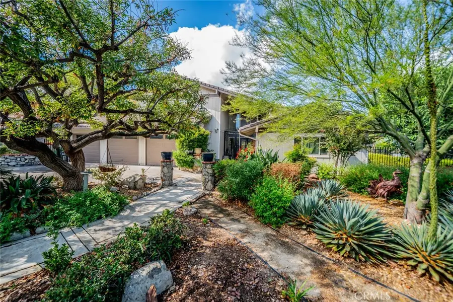 4002 Crown Ranch Road, Corona, CA 92881 - Image #2