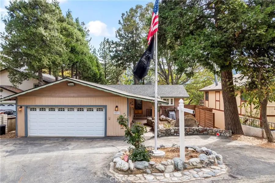 221 Darfo Drive, Crestline, CA 92325 - Image #2