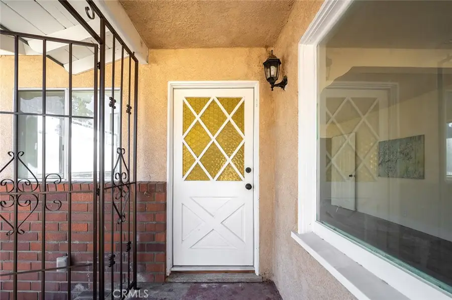 1221 W 10th Street, Corona, CA 92882 - Image #2