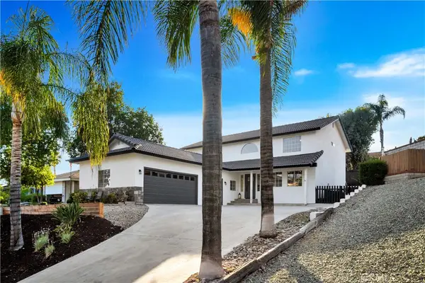 29707 Yellow Gold Drive, Canyon Lake, CA 92587