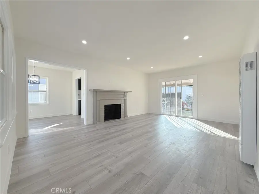 1215 N Chester Avenue, Compton, CA 90221 - Image #3