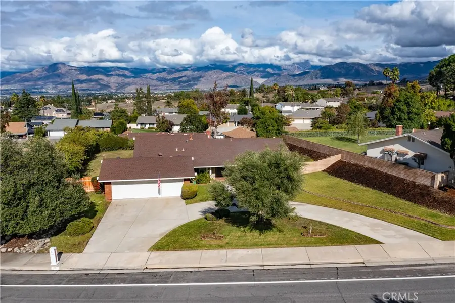 645 E Sunset N, Redlands, CA 92373 - Image #3