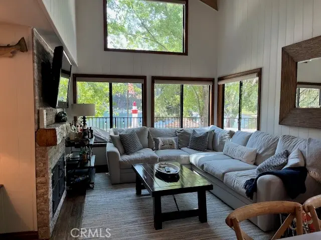 27821 Peninsula Dr. #414, Lake Arrowhead, CA 92352 - Image #1