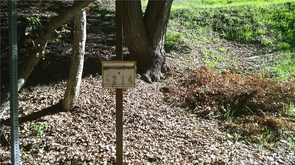 4214 Elzevir Road, Woodland Hills, CA 91364